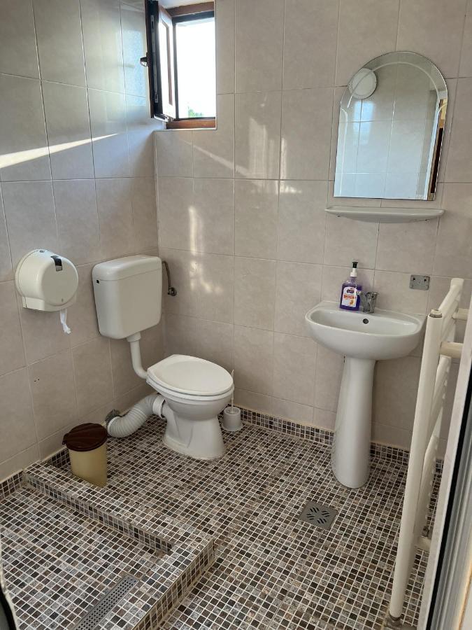Hotel Monte Carlo Piteşti Esterno foto